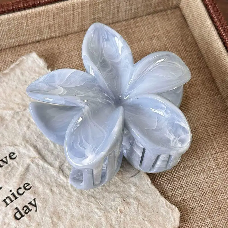 Heart Design Hair Clip for Women Extra Large Volume - Image 78