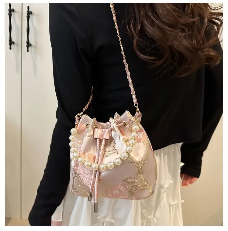 New Embroidered Vintage Handbag with Pearl Detail — feature 14