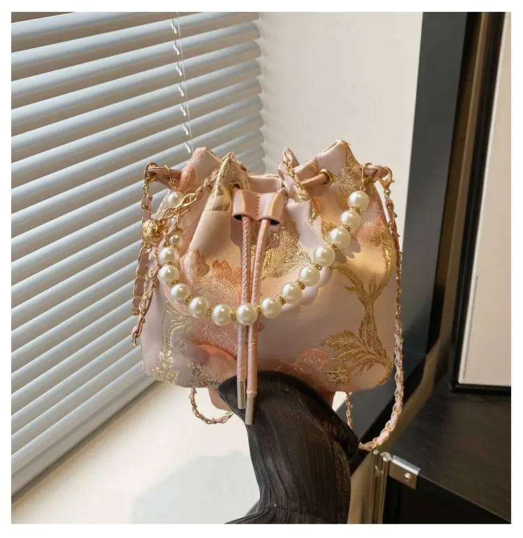 New Embroidered Vintage Handbag with Pearl Detail — feature 19