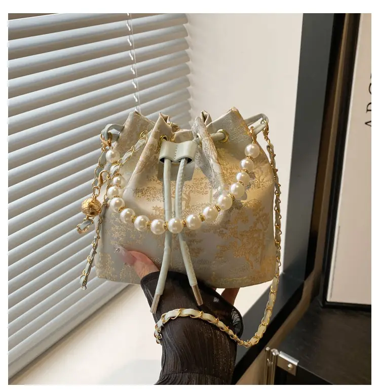 New Embroidered Vintage Handbag with Pearl Detail — feature 22