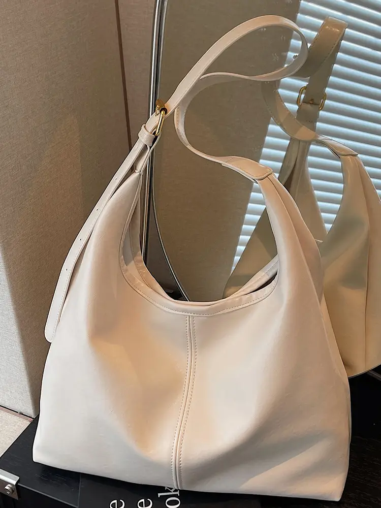 Women's Large Capacity Shoulder Bag Cream White - Image 6