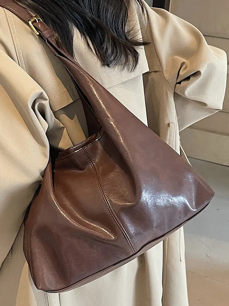Women's Large Capacity Shoulder Bag Cream White - Image 10
