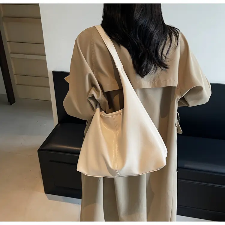 Women's Large Capacity Shoulder Bag Cream White — feature 22