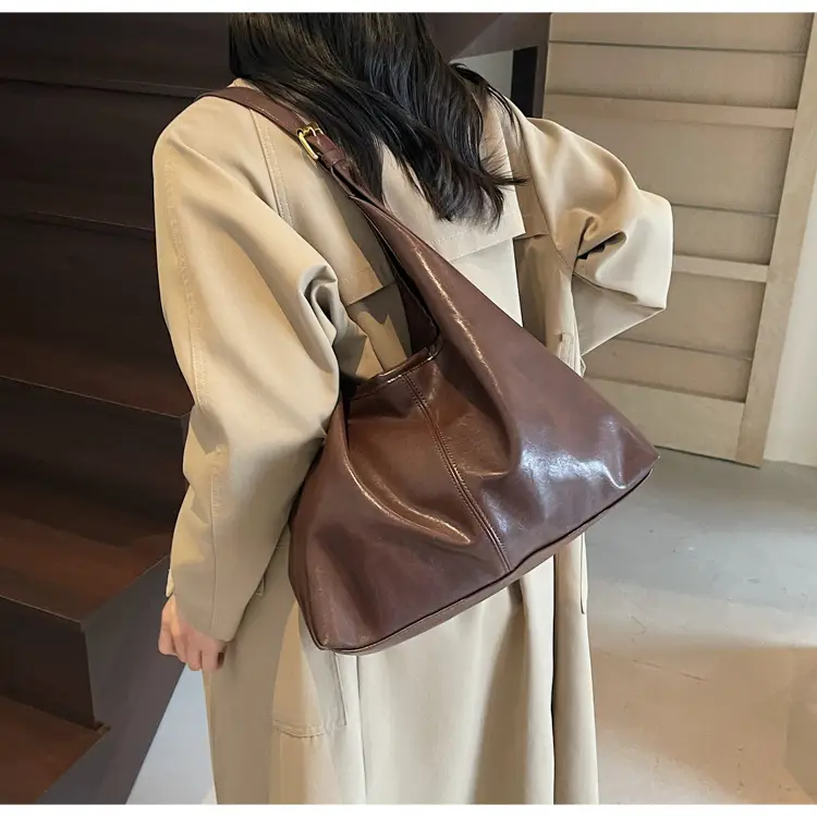 Women's Large Capacity Shoulder Bag Cream White — feature 24