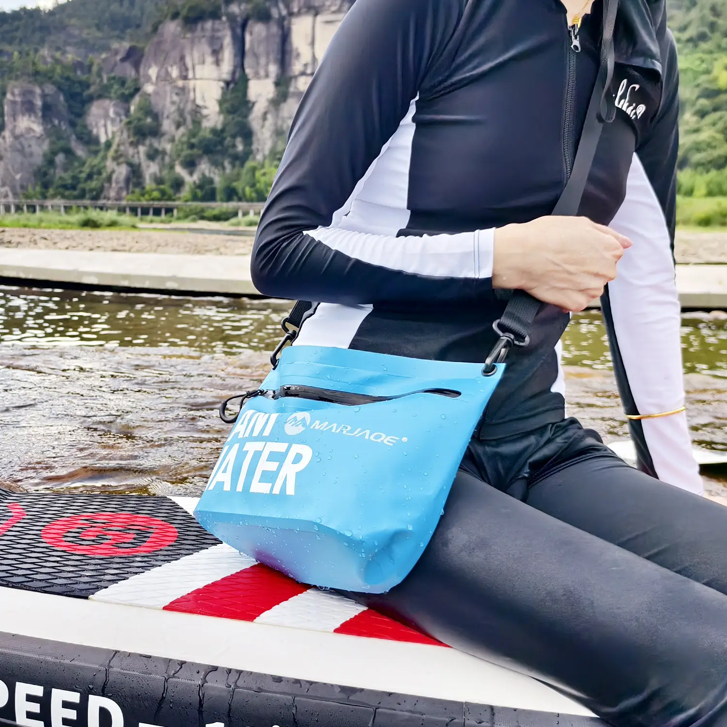 Waterproof Zipper Storage Bag for Swimming & Travel — feature 4