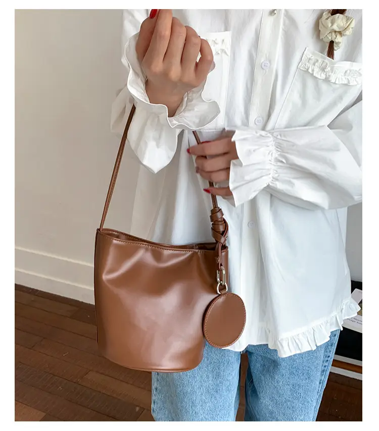 Red Leather Bucket Bag for Women Large Capacity Shoulder Bag — feature 9