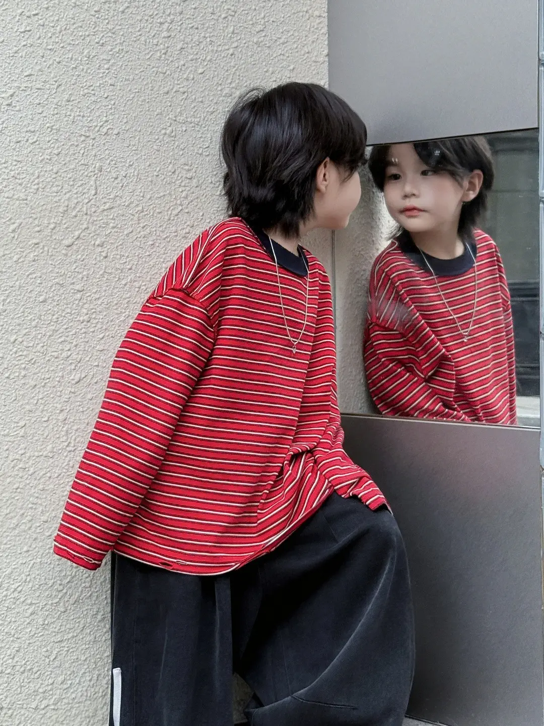 Girls Red Striped Long Sleeve T-Shirt for Boys — feature 3
