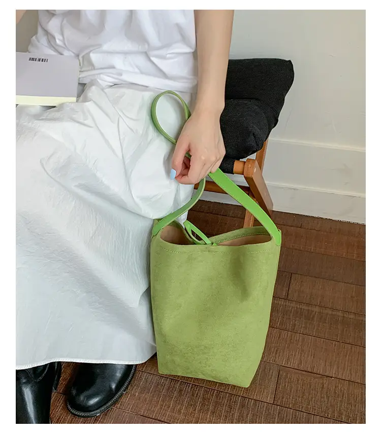 Brown Leather Shoulder Bag Large Capacity 2025 — feature 27