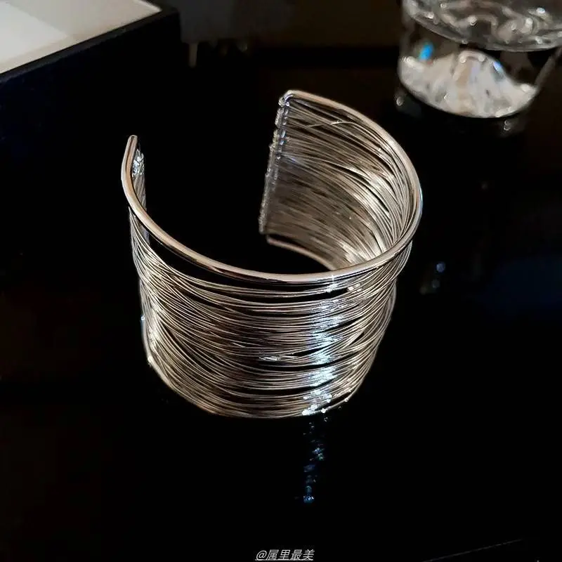 European and American Style Gold Open Bracelet, Niche Exaggerated Design Bracelet, Personalized Cool Girl Style Jewelry, Silver Arm Band