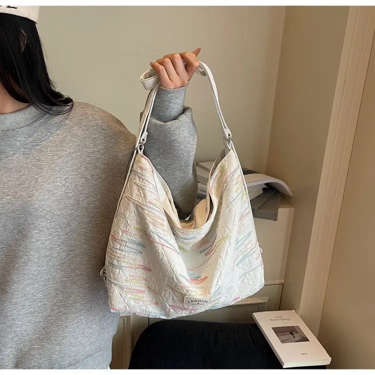 2025 Summer Women's Casual Embroidered Tote Bag — feature 9