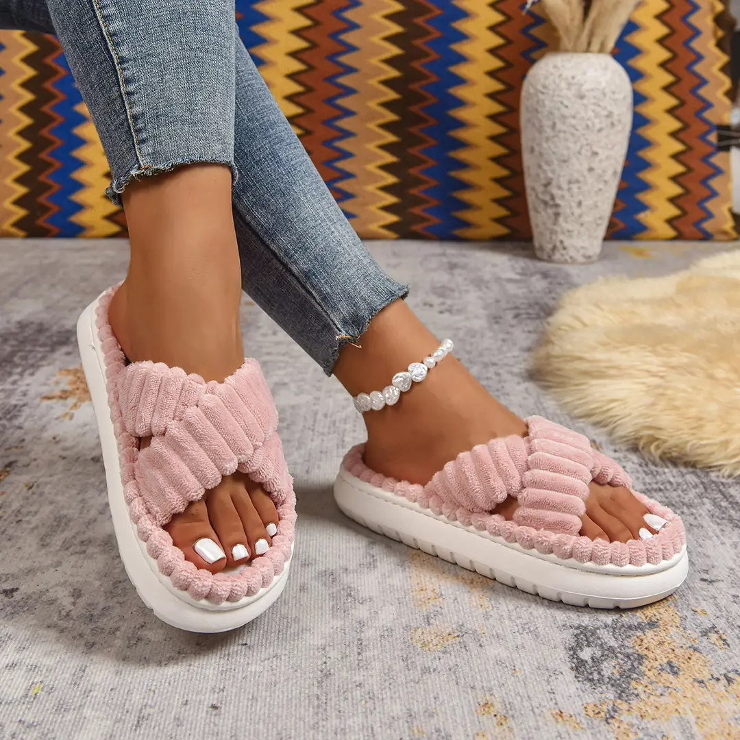 Cross-Border Amazon Ins European and American Style Furry Cross-Strap Cotton Slippers for Women, Skin-Friendly Plush Cotton Slippers for Women Wholesale — feature 38