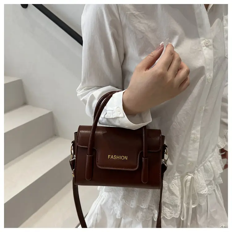 2025 Trendy Black Fashion Shoulder Bag with Gold Logo — feature 12