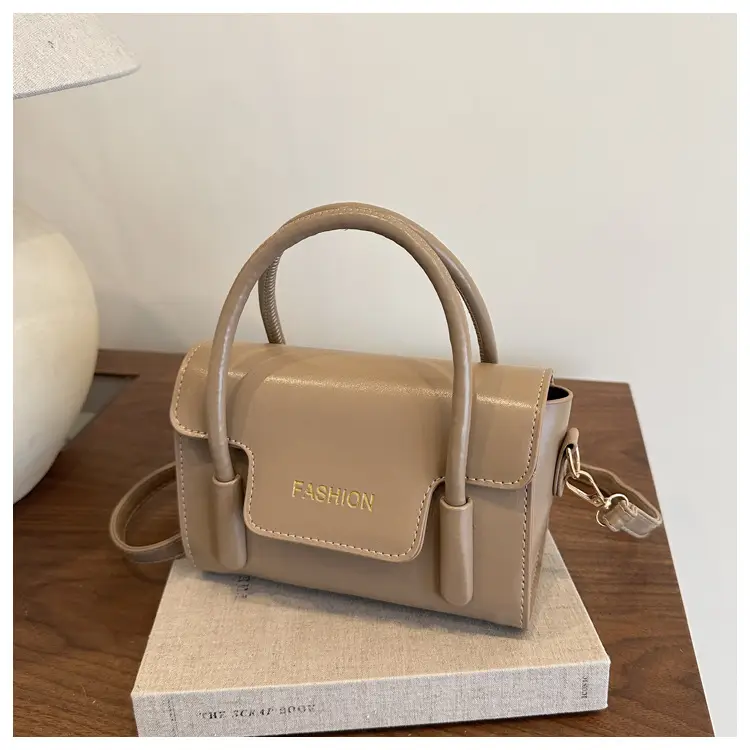 2025 Trendy Black Fashion Shoulder Bag with Gold Logo — feature 25