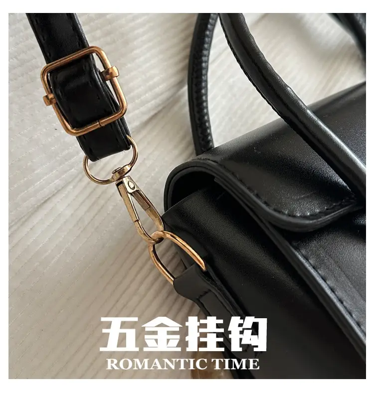 2025 Trendy Black Fashion Shoulder Bag with Gold Logo — feature 3