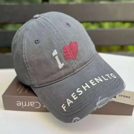 Women Heart Graffiti Cap Distressed Cotton Black - Image 2