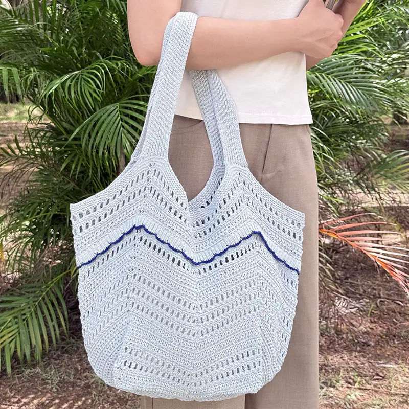 White Knitted Shoulder Bag for Women Beach Resort Style — feature 15