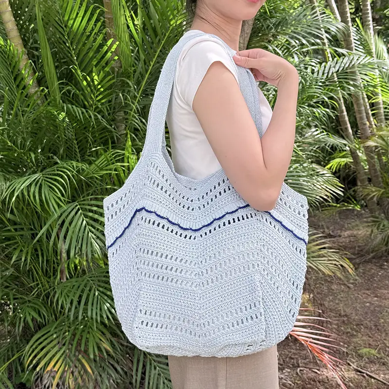White Knitted Shoulder Bag for Women Beach Resort Style — feature 18
