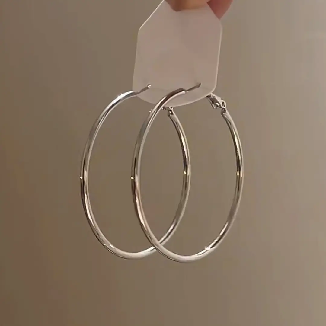 European and American Cross-Border Silver Needle Hoop Earrings, Metal Minimalist Style, Fashionable Versatile Simple Earrings with a Unique Design — feature 4