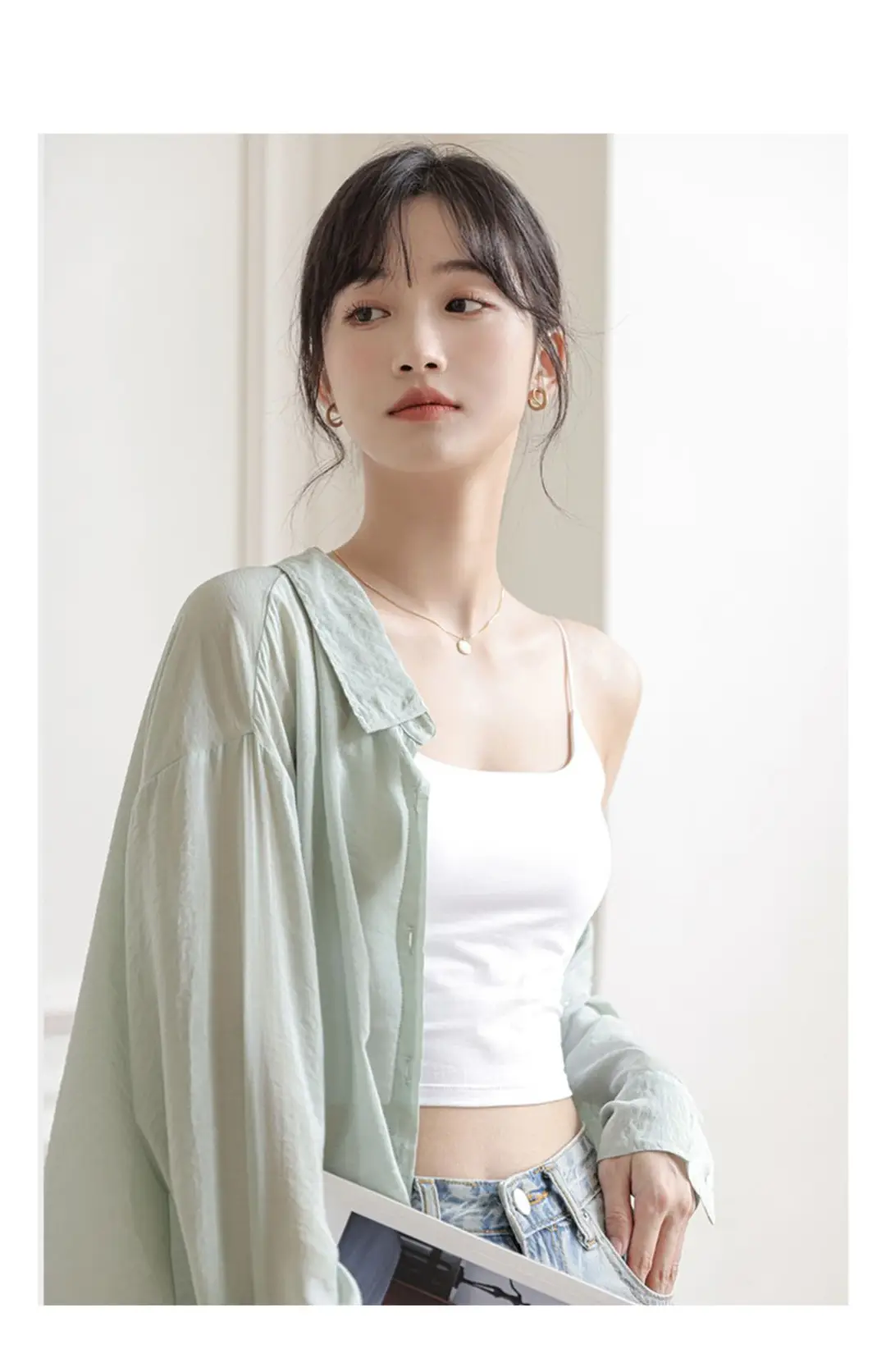 Chic Summer Thin Camisole with Built-In Bra Pads for Women, Suitable for Wearing as an Outer Layer or Base Layer — feature 18