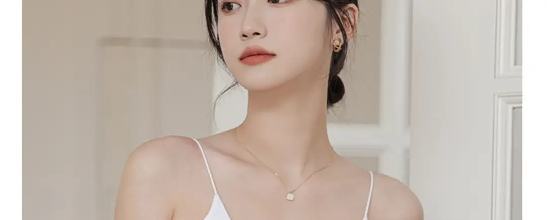 Chic Summer Thin Camisole with Built-In Bra Pads for Women, Suitable for Wearing as an Outer Layer or Base Layer — feature 21