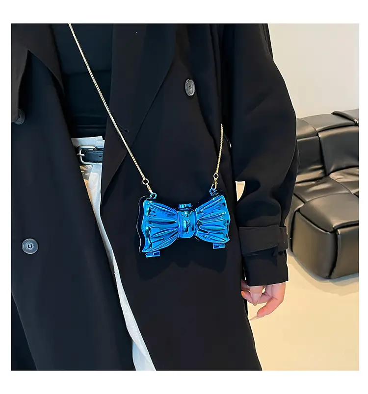 2025 Red Bow Metal Shoulder Bag for Women — feature 19