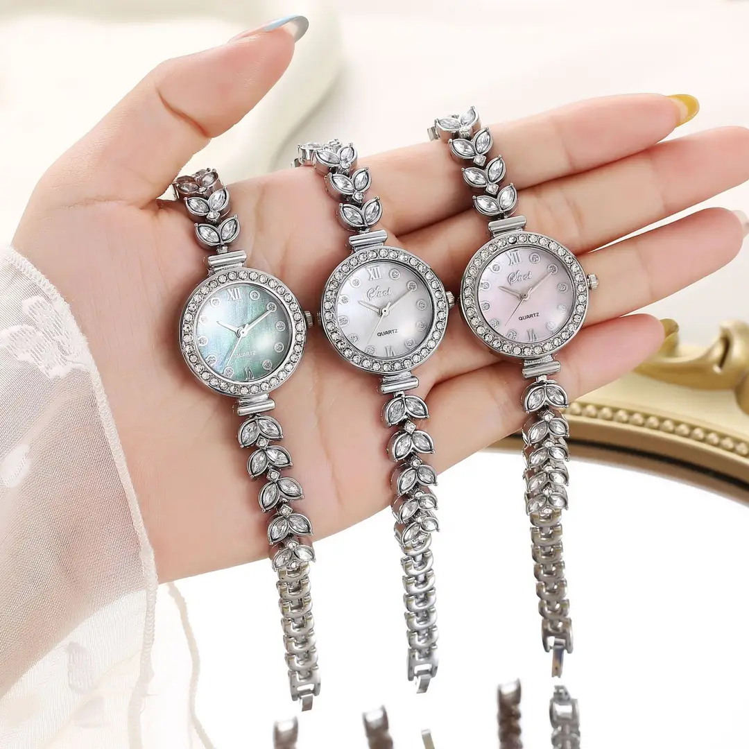 Live-Streamed Hot-Selling Mermaid Watch, Light Luxury, Fashionable, Stylish, and Unique for Women, Niche Girls' New Model Ladies' Watch