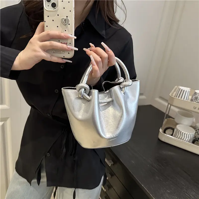 2025 New Crossbody Bag Solid Color Niche Design Women