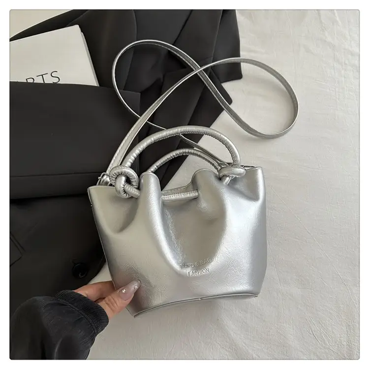 2025 New Crossbody Bag Solid Color Niche Design Women — feature 23