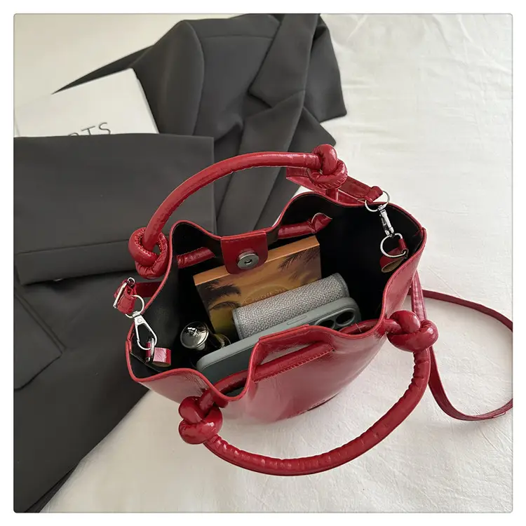 2025 New Crossbody Bag Solid Color Niche Design Women — feature 27
