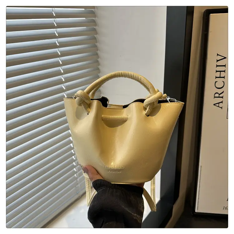 2025 New Crossbody Bag Solid Color Niche Design Women — feature 29