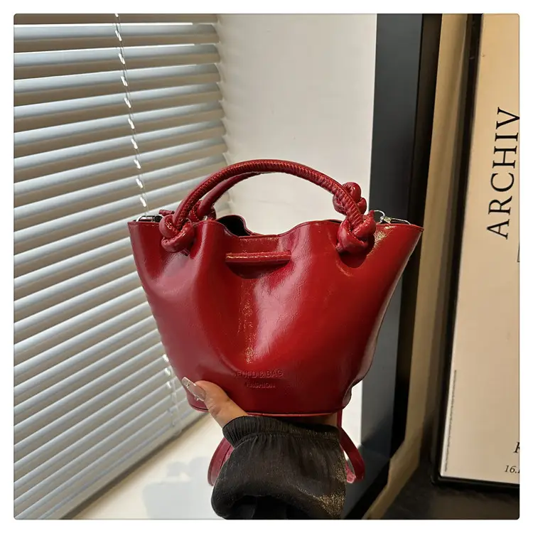 2025 New Crossbody Bag Solid Color Niche Design Women — feature 30