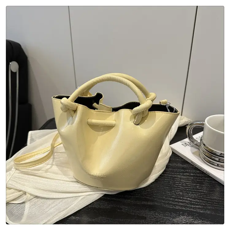 2025 New Crossbody Bag Solid Color Niche Design Women — feature 32