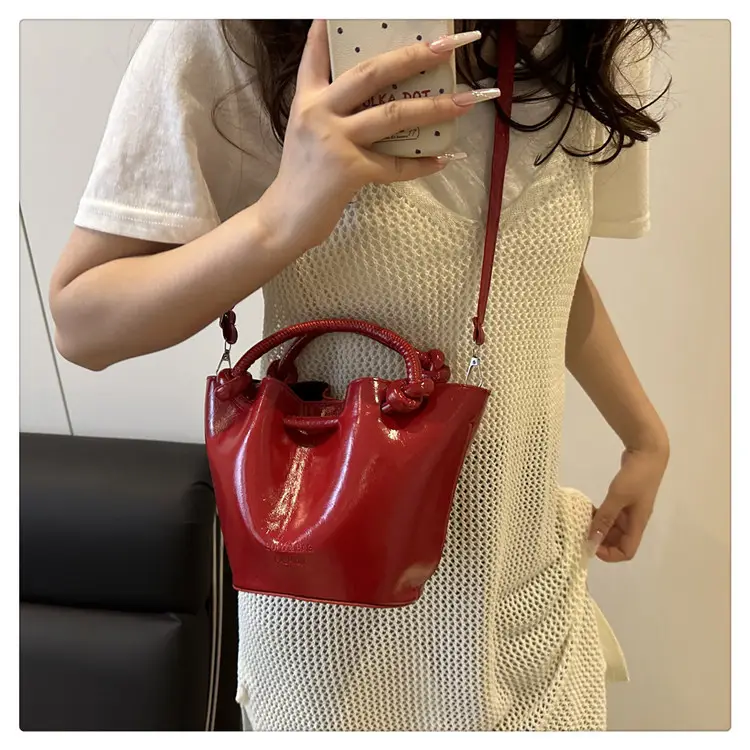 2025 New Crossbody Bag Solid Color Niche Design Women — feature 42