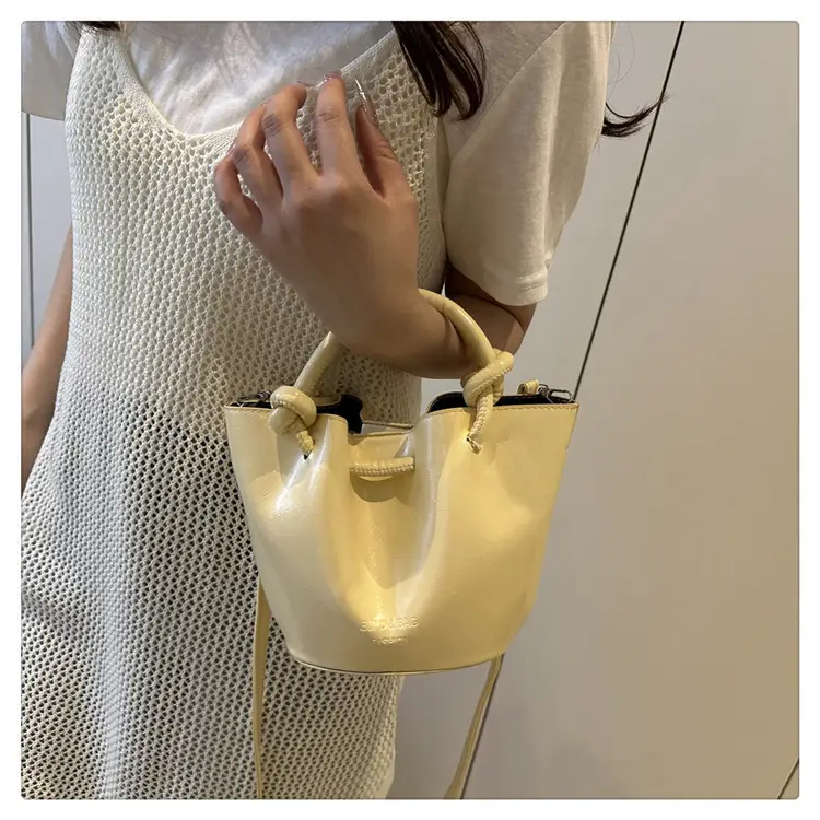 2025 New Crossbody Bag Solid Color Niche Design Women — feature 44