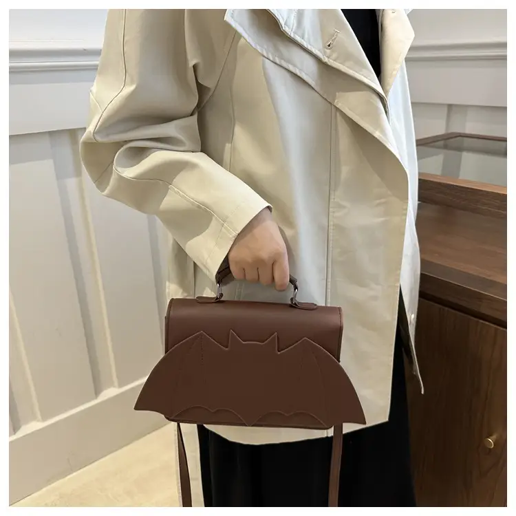 White Handheld Shoulder Bag for Women 2025 — feature 27