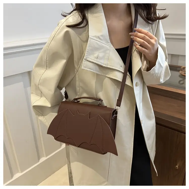 White Handheld Shoulder Bag for Women 2025 — feature 29