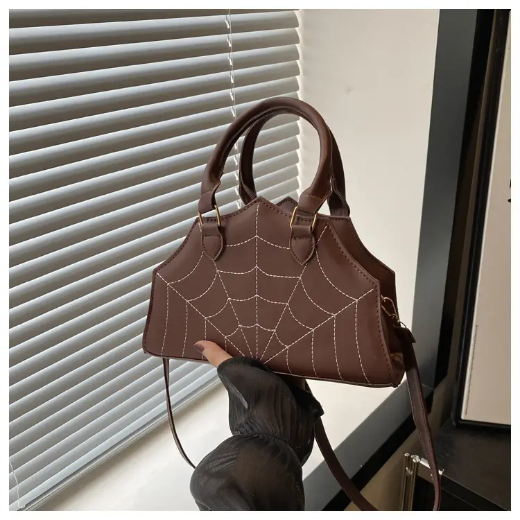 Red Western Style Shoulder Crossbody Bag 2025 — feature 11