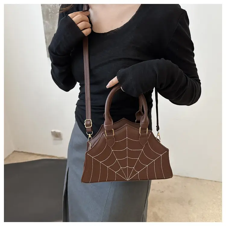 Red Western Style Shoulder Crossbody Bag 2025 — feature 19