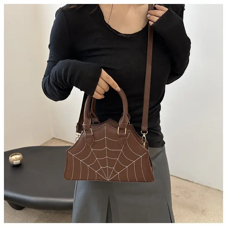 Red Western Style Shoulder Crossbody Bag 2025 — feature 20