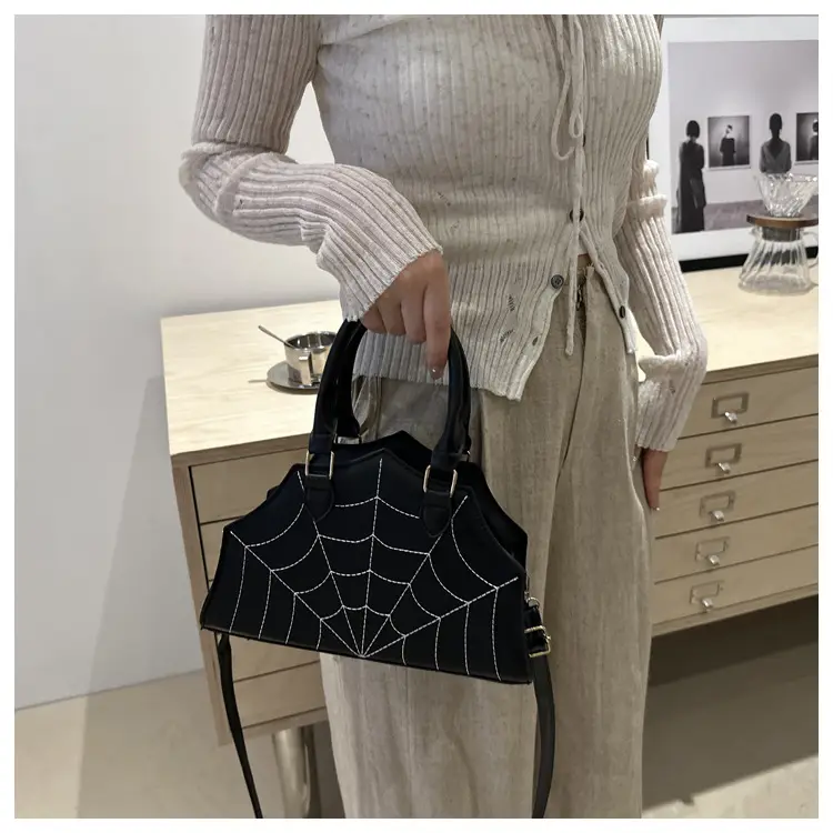 Red Western Style Shoulder Crossbody Bag 2025 — feature 27