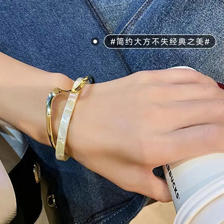 Real Gold Electroplated Geometric Open Bracelet Korean Style Ins Retro Accessible Luxury Bracelet Niche Personalized Design Hand Jewelry for Women