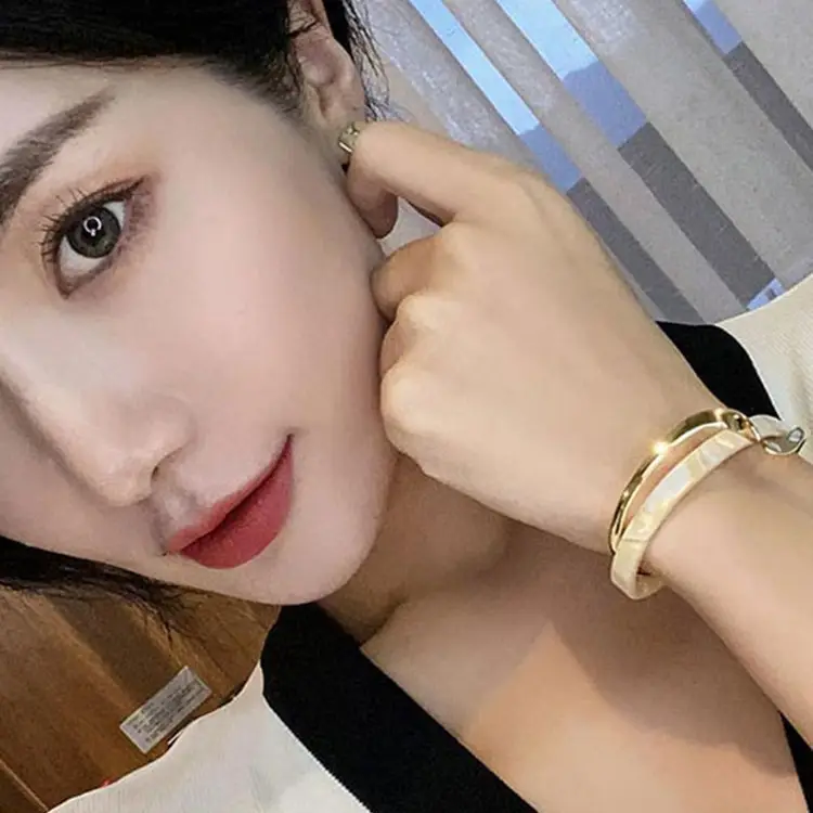 Real Gold Electroplated Geometric Open Bracelet Korean Style Ins Retro Accessible Luxury Bracelet Niche Personalized Design Hand Jewelry for Women
