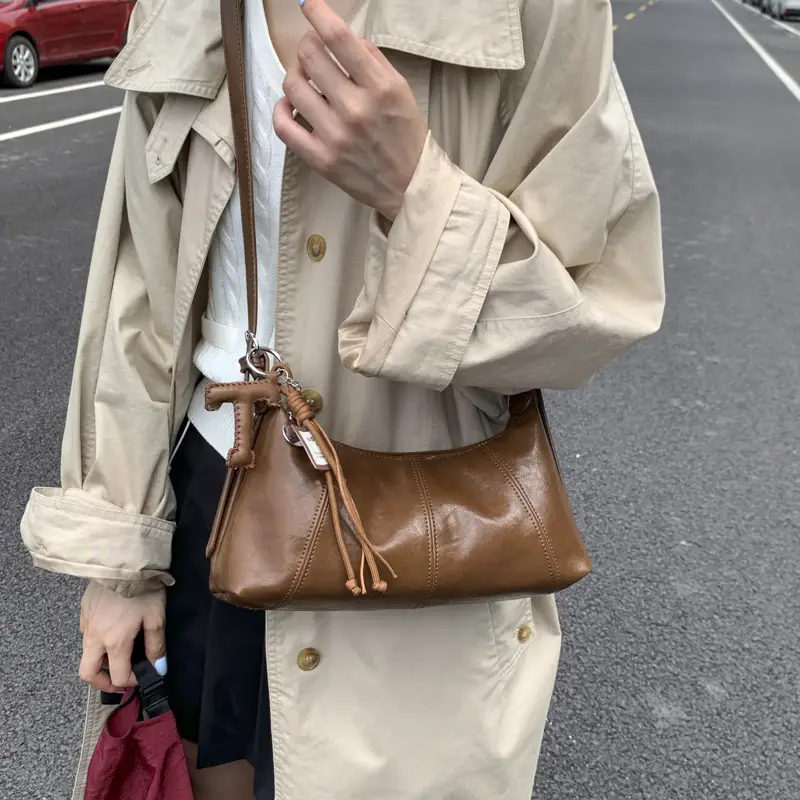 Women's 2-Piece Leather Shoulder Bag Set Brown White - Image 8