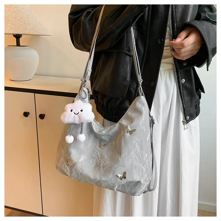 Butterfly Decorative Shoulder Bag 2025 New Fashion — feature 15