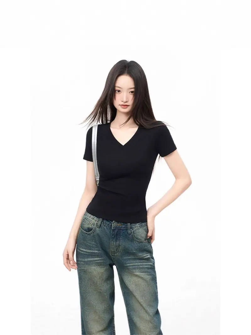 Black V-Neck Short-Sleeved T-Shirt for Women, Summer Slim-Fit Right-Shoulder Base Shirt, Inner Top, 2025 New Style