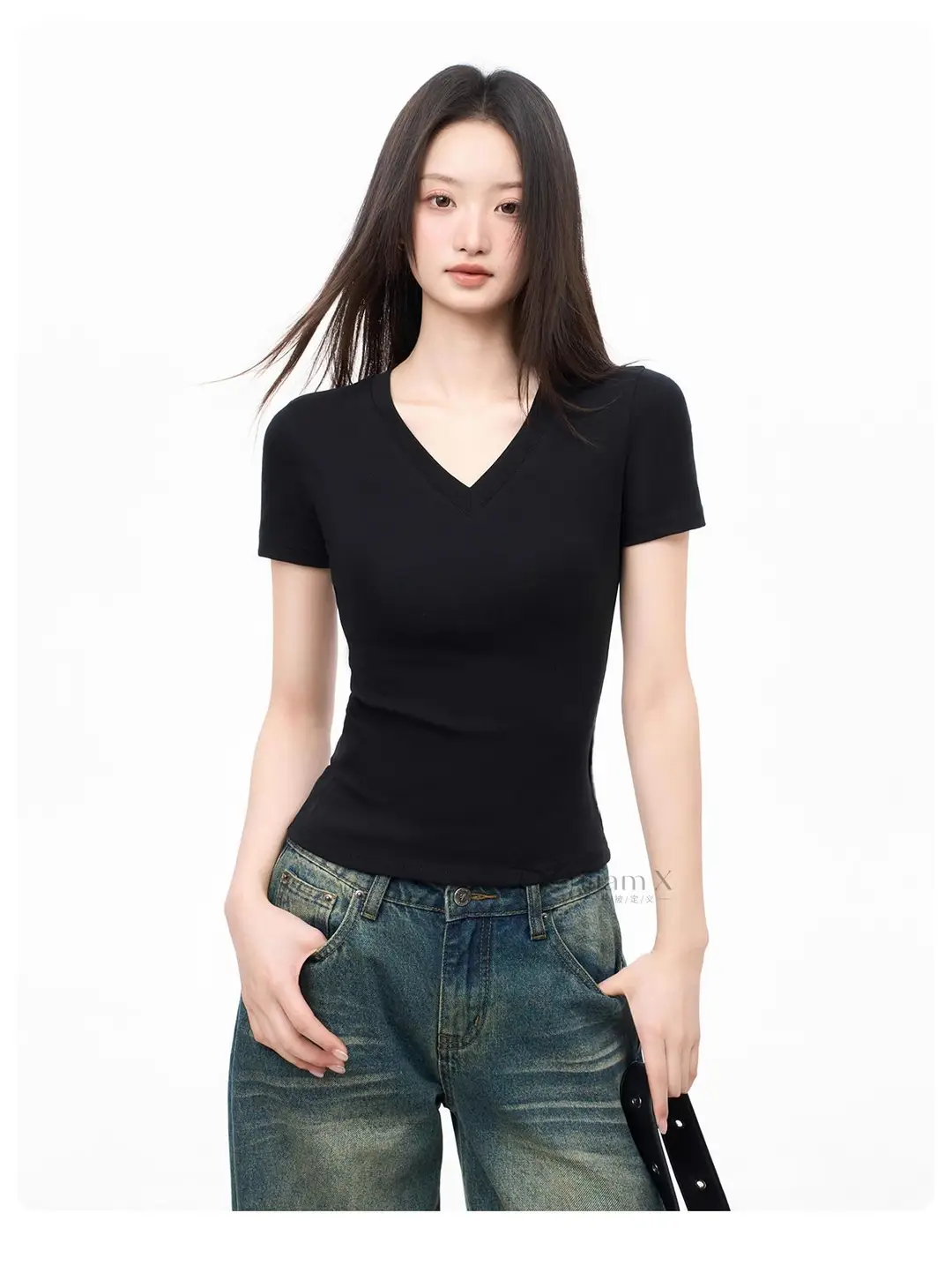 Black V-Neck Short-Sleeved T-Shirt for Women, Summer Slim-Fit Right-Shoulder Base Shirt, Inner Top, 2025 New Style — feature 7