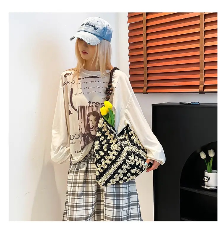 Women Straw Bag New Seaside Cut Out Shoulder Tote — feature 10
