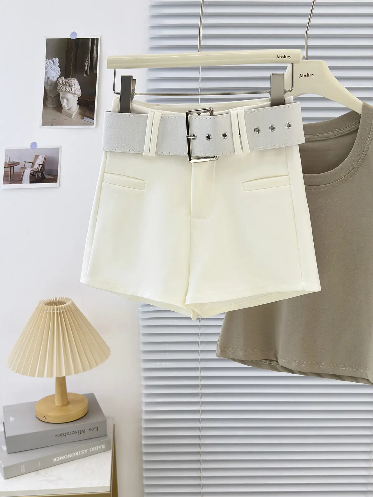 Women's Beige Belted Leg-Lengthen Shorts High Waist — feature 12