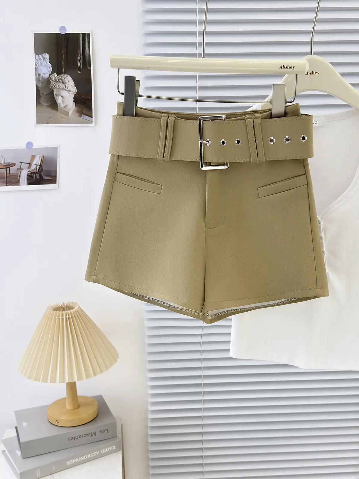 Women's Beige Belted Leg-Lengthen Shorts High Waist — feature 14