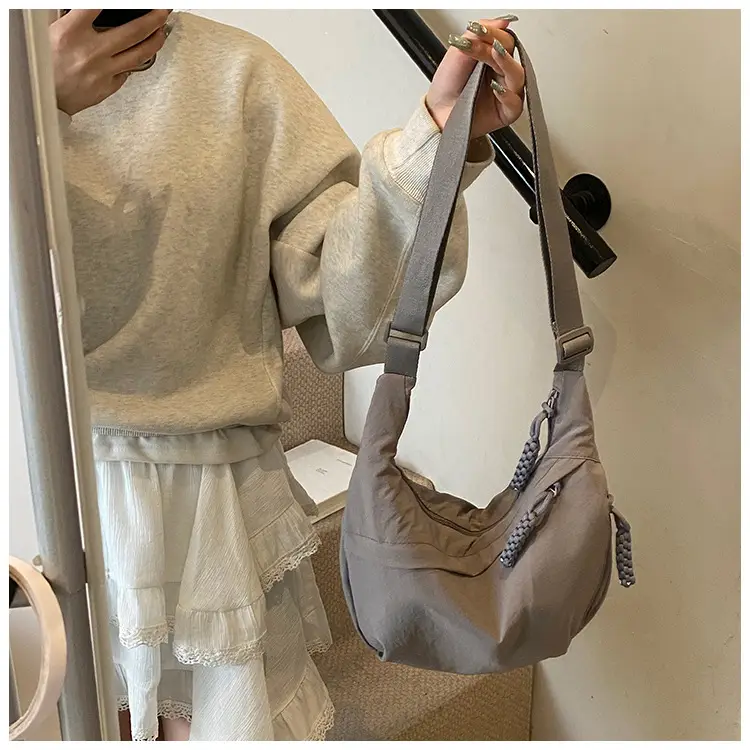 Nylon Crossbody Bag Large Capacity Japanese Style — feature 20